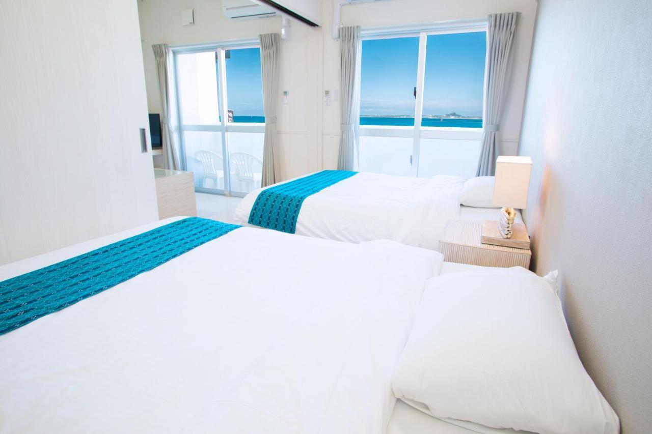 Costa Bella Condominium Resort Мотобу Екстер'єр фото