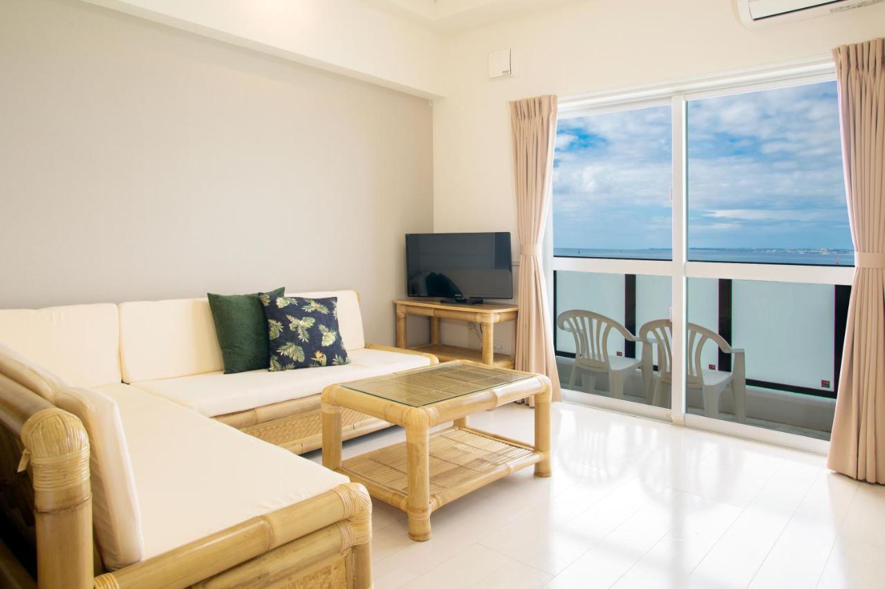Costa Bella Condominium Resort Мотобу Екстер'єр фото