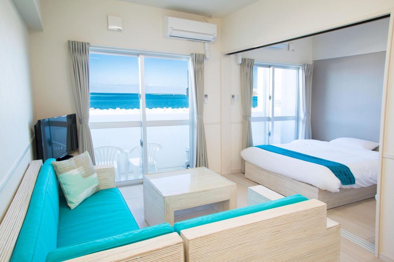 Costa Bella Condominium Resort Мотобу Екстер'єр фото